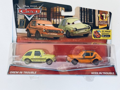 DISNEY CARS YE LEFT TURN INN (ERROR PACKAGE SUPER RARE NIB) GREM/ACER IN TROUBLE - Picture 8 of 13