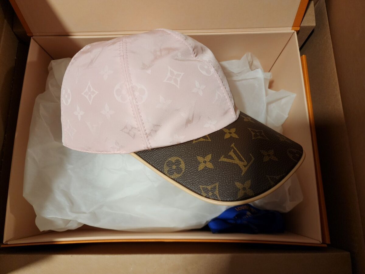 Louis Vuitton Wild at Heart Pink Monogram Cap Ou Pas Baseball Hat 198l –  Bagriculture