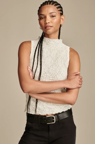 $40 Lucky Brand Textured Lace Tank Top | Tofu | Medium