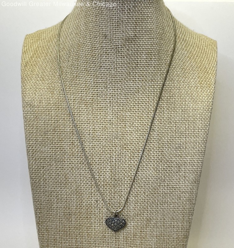 925 Marcasite Heart Pendant Necklace 5.1g