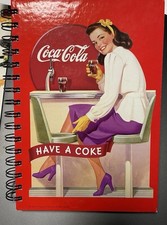 Très beau livre rouge journal/mémos Coca-Cola