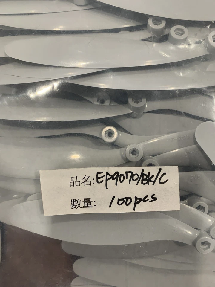 GWS R/C  Propellers Park Flyer For Electric Planes 100 In A Bag 90x70 - Image 2 of 4