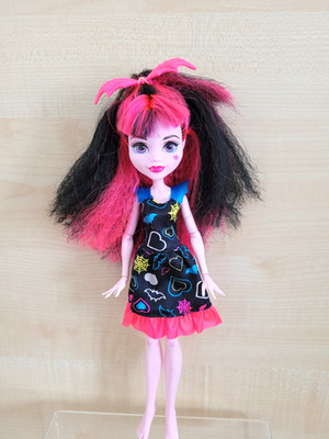 Monster High Draculaura Hair Raising Ghouls Elecrified Puppe Mattel 2016