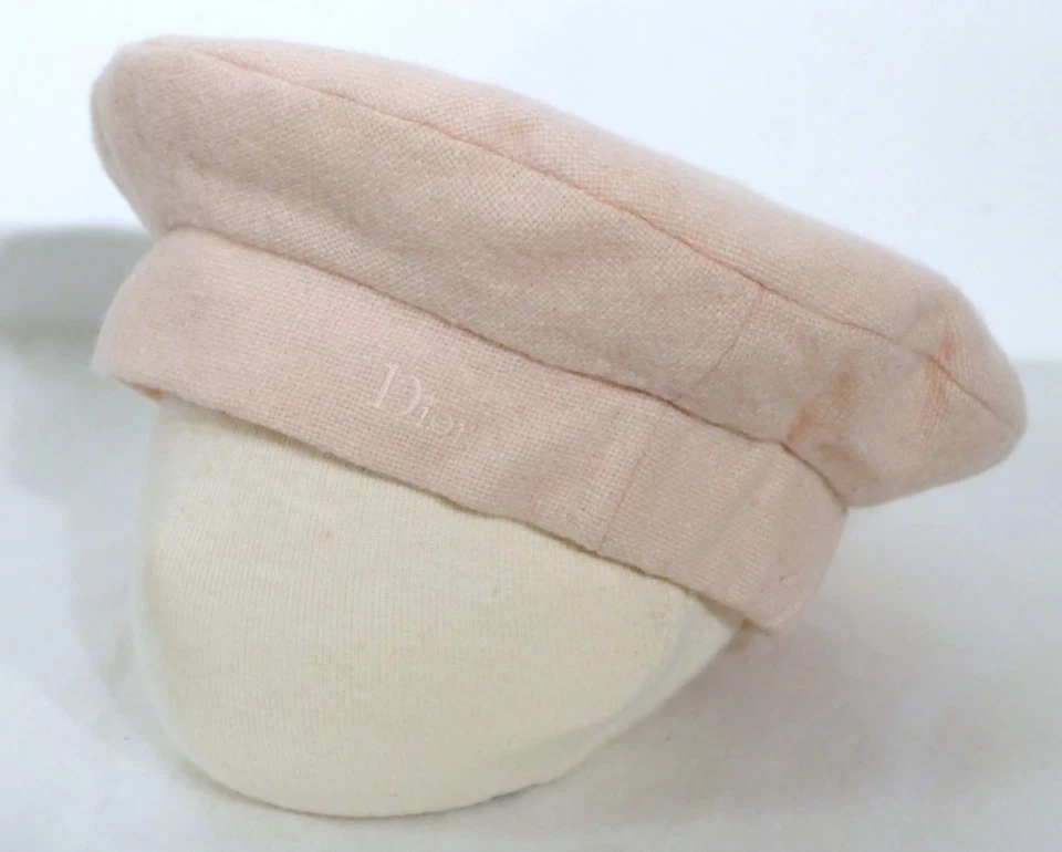 Chapeau en laine rose tendre de la maison Christian Dior - Taille 12 mois - Photo 2/4