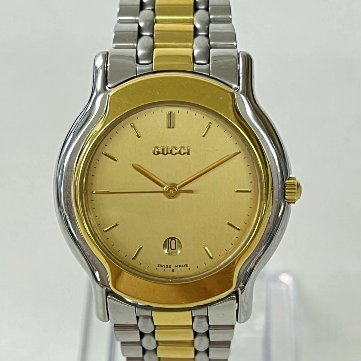 [Presque comme neuve] Montre Gucci 8000,2L Boîtier Or et Argent Noir Occasion Fonctionne Japon