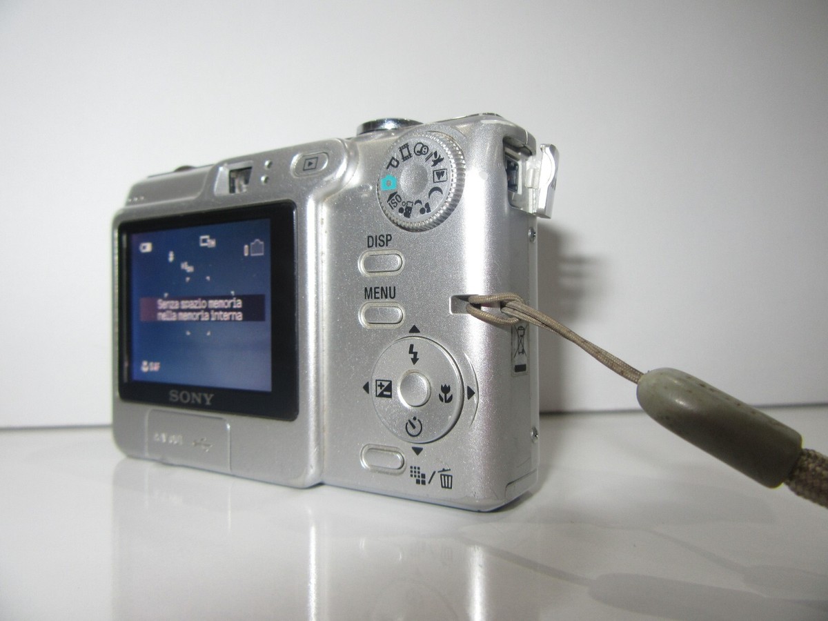 Sony Cybershot DSC-W35 7.2MP 3x Zoom Digital Camera Tested - NO