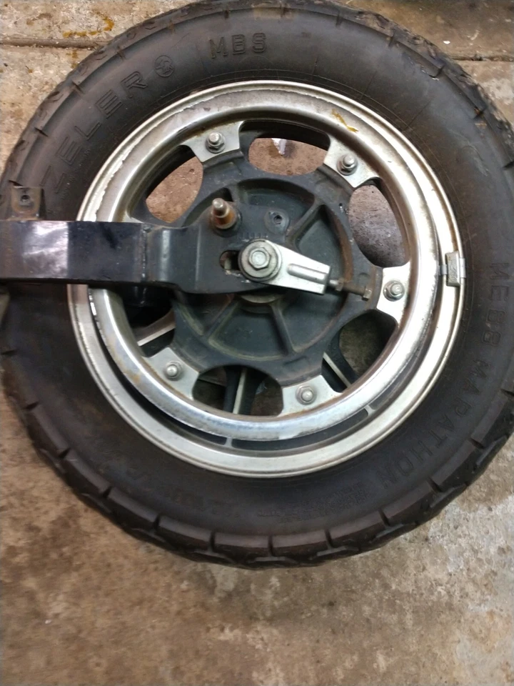 85-90 川崎 454 LTD EN450A 原始设备制造商后轮 RIM 摇臂 41073-1303-21 — 第 3/4 张图片