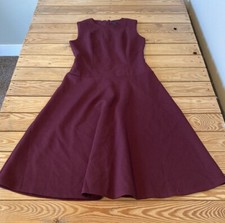 Ann Taylor NWT Women’s Sleeveless dress size 4 Plum S7