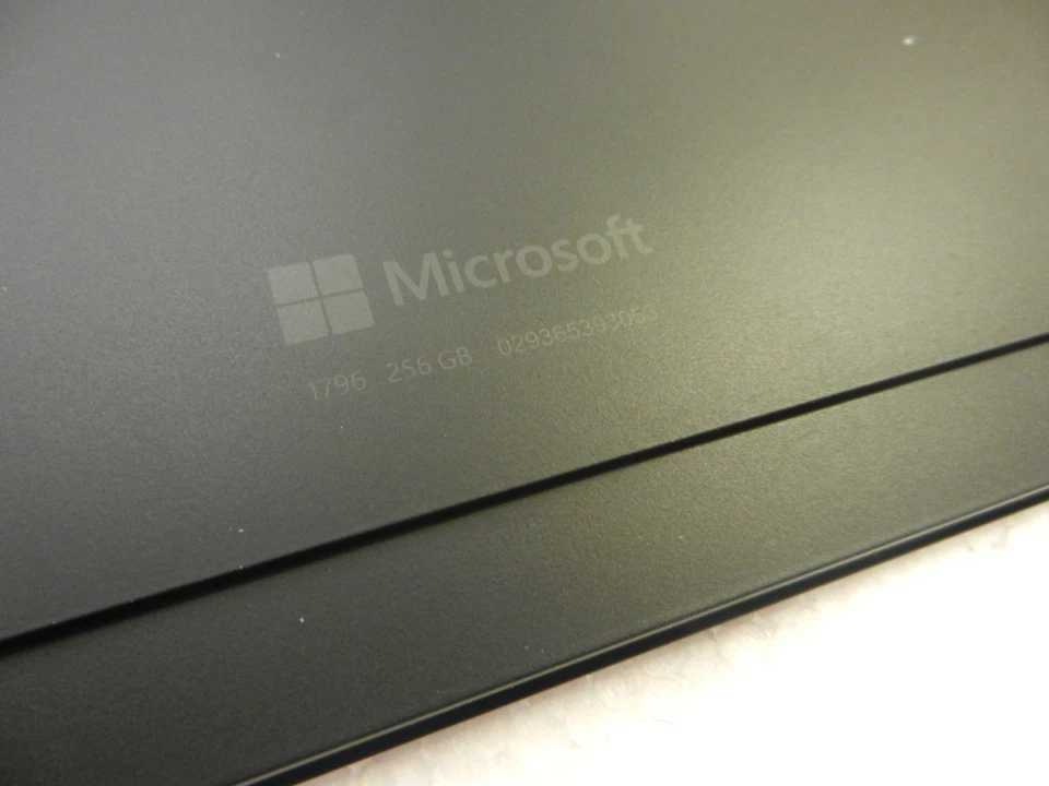 Microsoft Surface Pro 1796 - Image 3 of 4