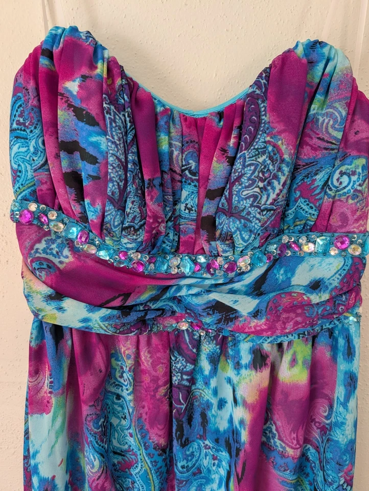 DEB Vestido Alto Bajo Asimétrico Estrás Muñeca Bebé Talla 16 Sin Tirantes Años 90 Y2K Foto 2 de 4