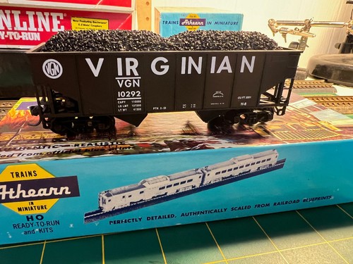 Tolva lateral acanalada ATHEARN Springhaven Shops HO Virginian 34 pies #10292 RTR, carga | Condition: Used