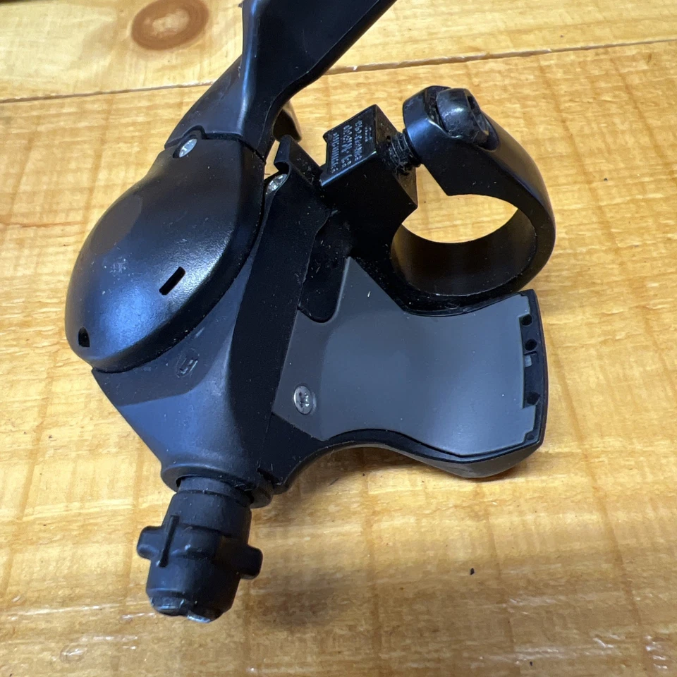 Shimano Deore Rapid Fire Trigger Shifters 3s + 8s (SL-M360) Black - Image 4 of 4