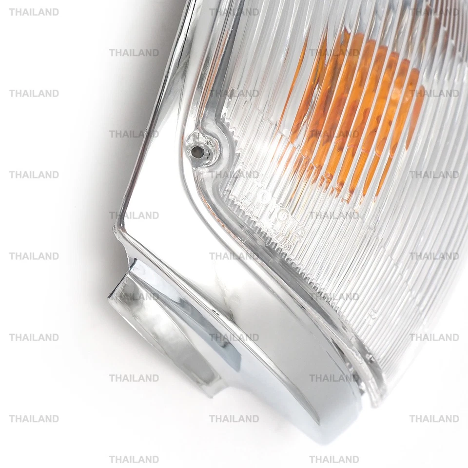 Pair Front Corner Turn Signal Lamp Fits Toyota Hilux Mighty-X Cab '97 - '98 - Image 4 of 4