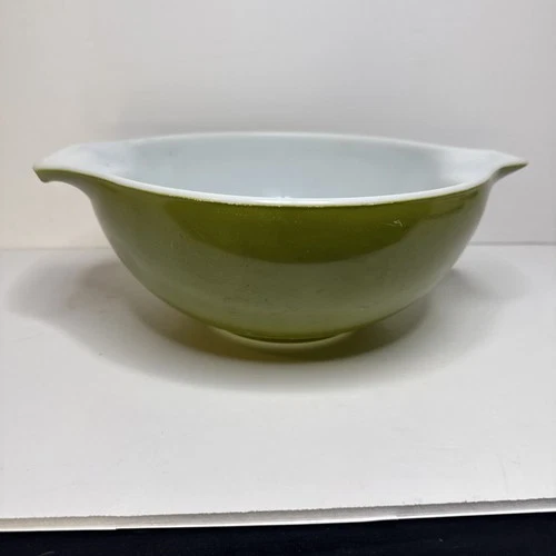 Vintage Pyrex Verde Green Olive Green #444 Mixing Bowl 4Qt with Handles