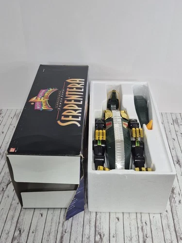 Vintage 1995 Bandai Mighty Morphin Power Rangers Power Zord Serpentera BROKEN