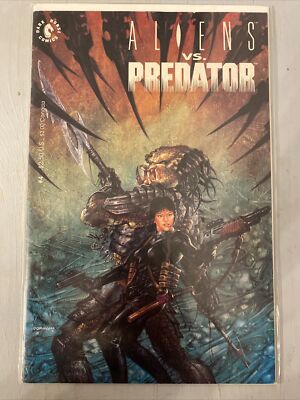 ALIENS VS. PREDATOR -DARK HORSE COMICS ISSUE#4 (BRAND NEW)