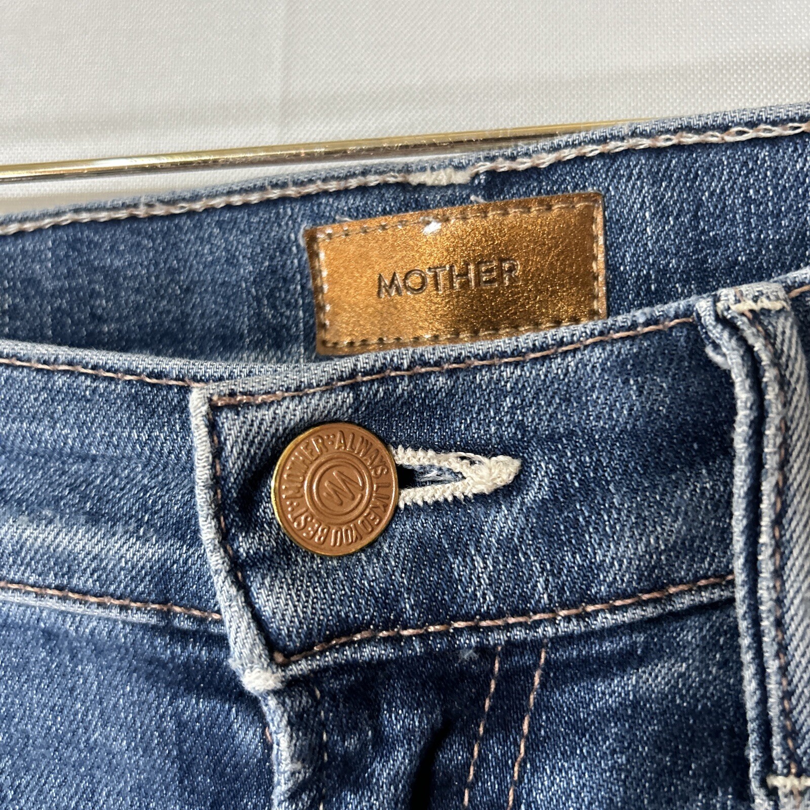 Mother Denim The Insider Crop Step Chew in Dancing On Coals Size 