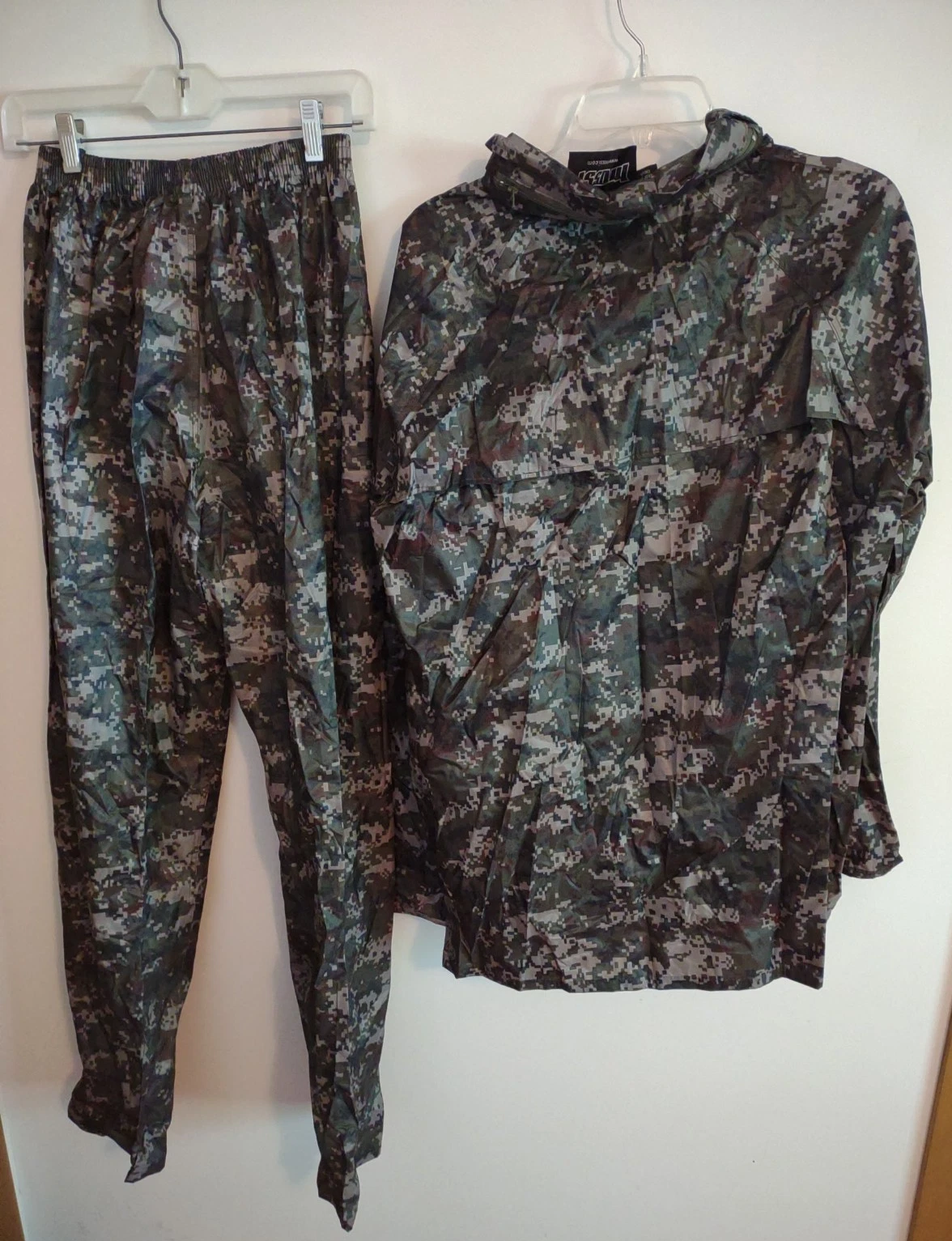 Outdoors Digital Camo Mossi Ambush X Waterproof Rain Suit - Size Large RPS