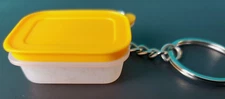 Tupperware Freezer mates Collectible Keychain Clear with Orange Seal New
