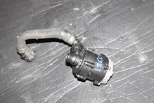 Pompe à eau BMW 540