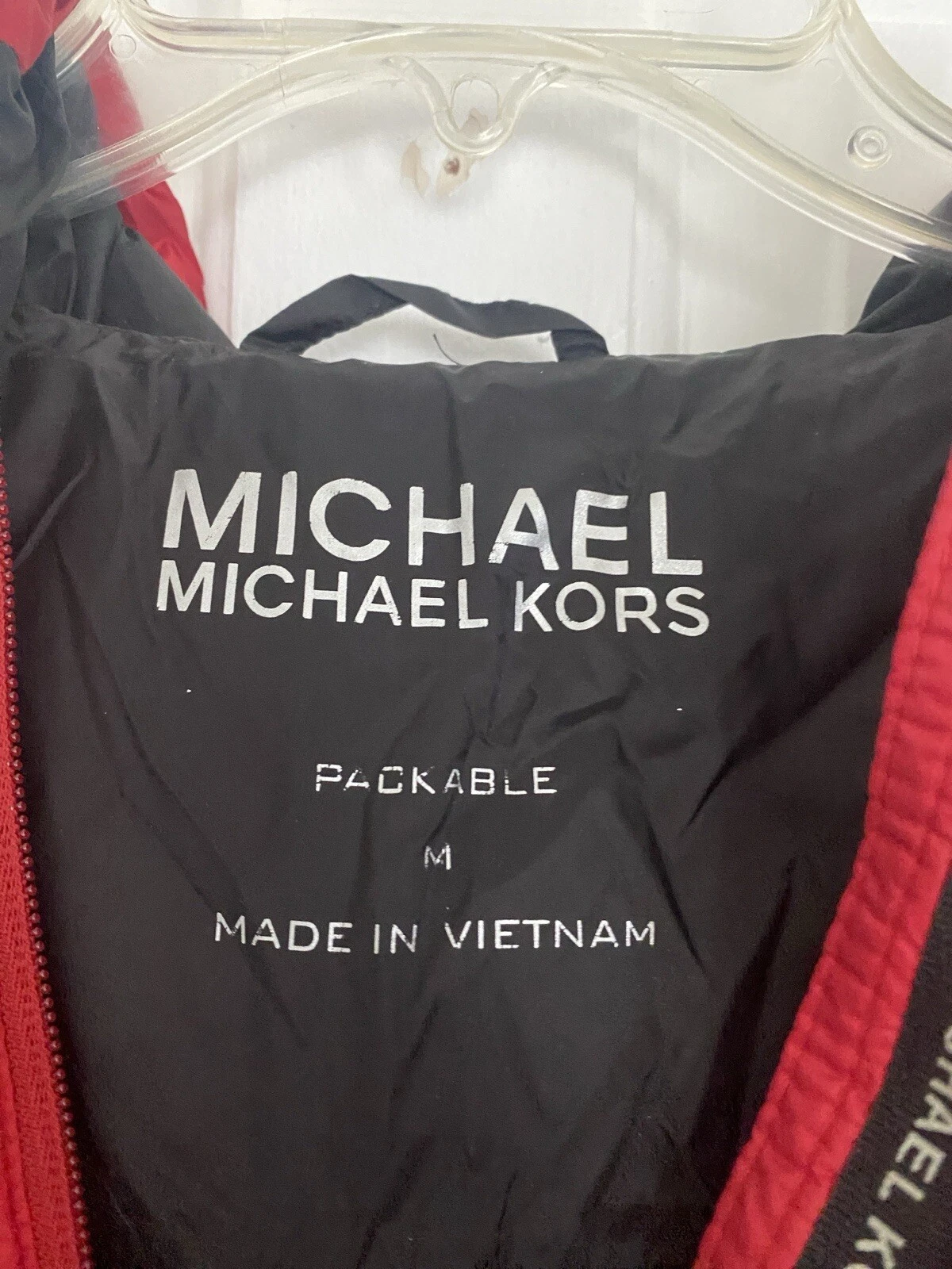 Giacca Michael Kors rossa puffer con cappuccio tasche fori per i pollici cappotto zip intera M