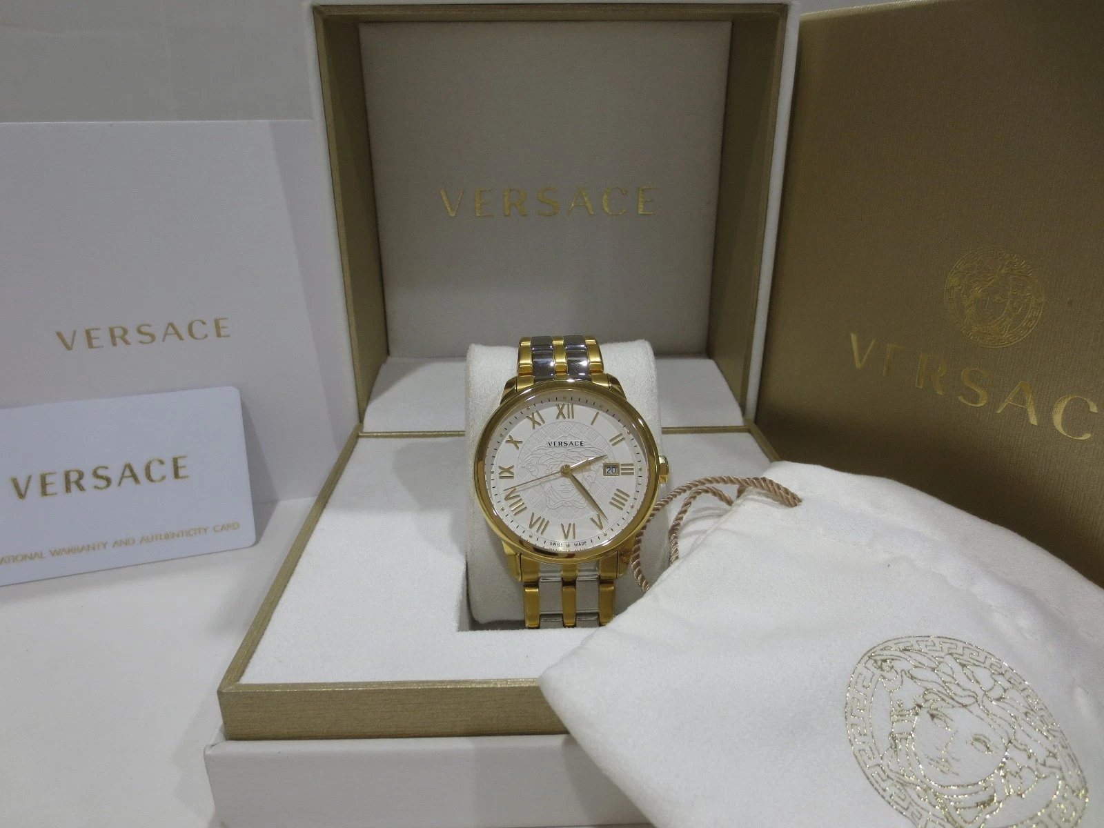 Orologio da polso uomo Versace VQS050015 business quadrante bianco bicolore acciaio data