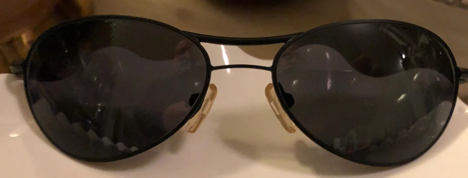 Gafas de sol Kenneth Cole negras vintage Foto 4 de 4