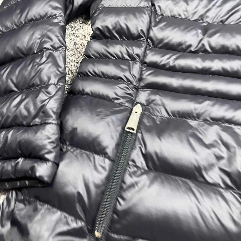 Casaco acolchoado Andrew Marc tamanho L leve premium longo preto - Imagem 3 de 4