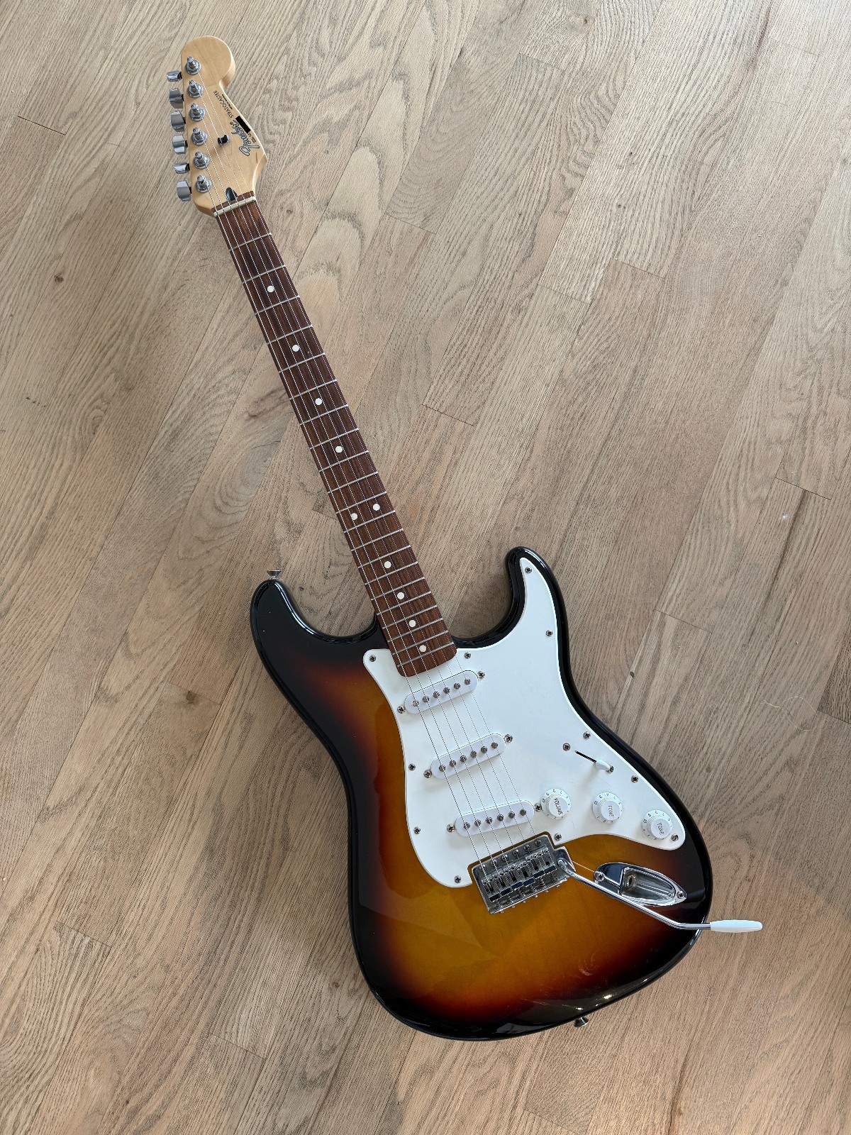 90's Fender Stratocaster – MIM Made in Mexico Sunburst