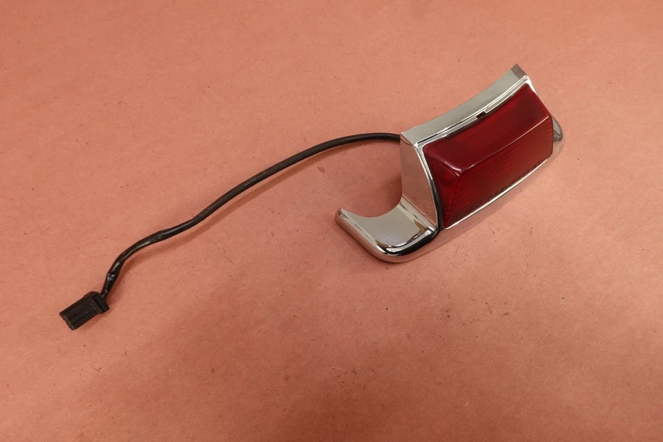 01-06 Harley Davidson Electra Glide FLHTCUI GUARDABARROS TRASERO MARCADOR ROJO LUZ TRASERA Foto 3 de 4