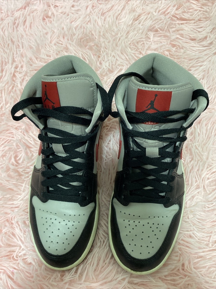 Air Jordan 1 Mid View 3