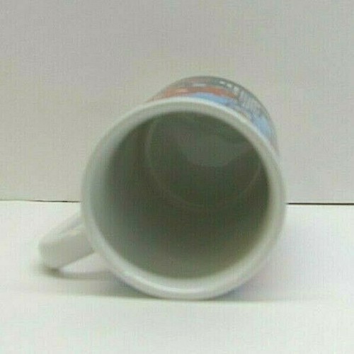 Marvel Spiderman Mug Cup Classic 2016 Blue City Background Collectible - Picture 4 of 4