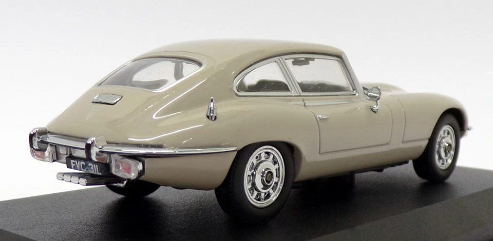 Oxford Diecast 1/43 Scale JAGV12005 - Jaguar V12 E-Type Coupe - Ascot Fawn — 第 2/4 张图片