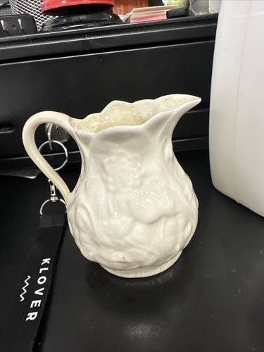 Vintage Belleek Ireland Porcelain Lotus Creamer - Picture 2 of 6