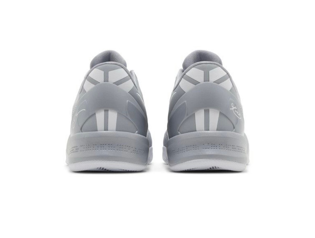 シューズ(男性用) Nike Kobe 8 Protro \"Wolf Grey\" Nike Kobe 8 ProTro Wolf Grey From Pro:Direct Soccer