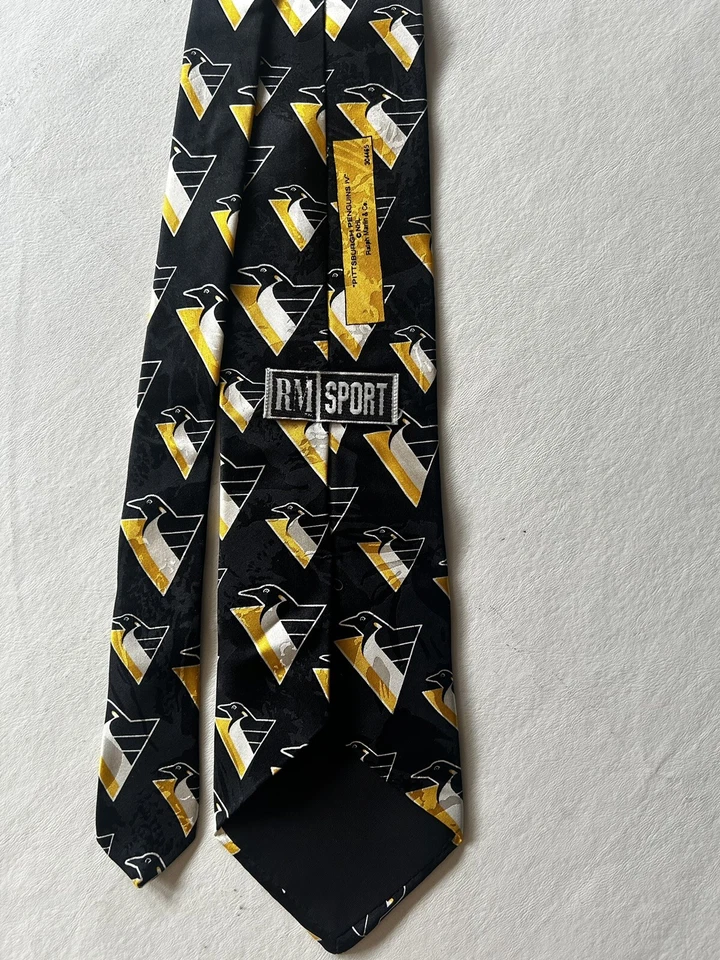 Corbata de seda vintage para hombre con logotipo de Pittsburgh Penguins Ralph Marlin & Co. NHL Foto 2 de 4