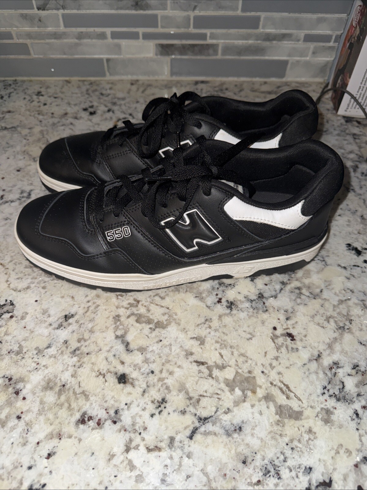 New Balance 550