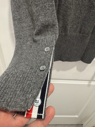 Thom Browne Mens Classic Cashmere Cardigan Med Grey NWT Size 2 (M) $1590 MSRP - Picture 5 of 9