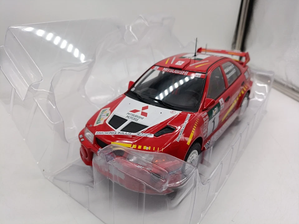 Mitsubishi Lancer Evo Rally Australia #1 Makinen 1/18 Ixo Models Altaya - Immagine 2 di 4