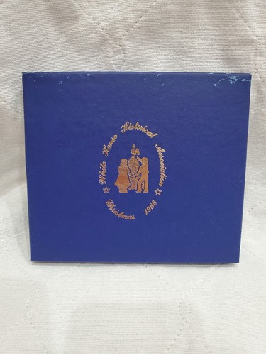 1988 White House Historical Association Christmas Ornament with Papers And Box - Picture 8 of 12