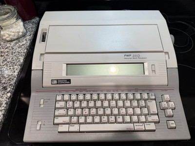 Smith Corona PWP 250 5F