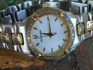 bulova accutron chronograph sapphire crystal