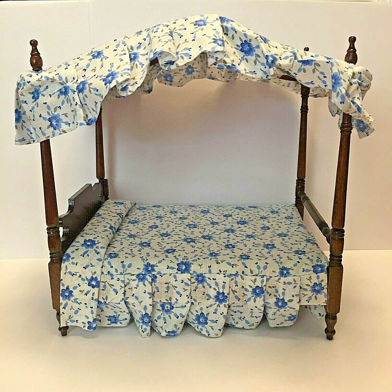 Dollhouse Miniature Canopy Bed American Classics Blue Floral Linens 3520 Vintage eBay
