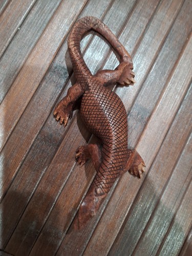 WOODEN KOMODO DRAGON 5" LIZARD DECOR WOOD INDONESIAN TROPICAL HAND CARVED NEW - Picture 12 of 12