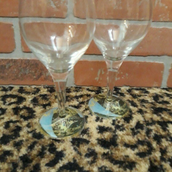 USA NY NEW YORK Broadway Wine Bottle Set Gift Reserve TWO GLASSES NYC Graphic eBay