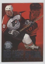 1995-96 Fleer Ultra Red Light Specials Gold Medallion John LeClair #5 b8c