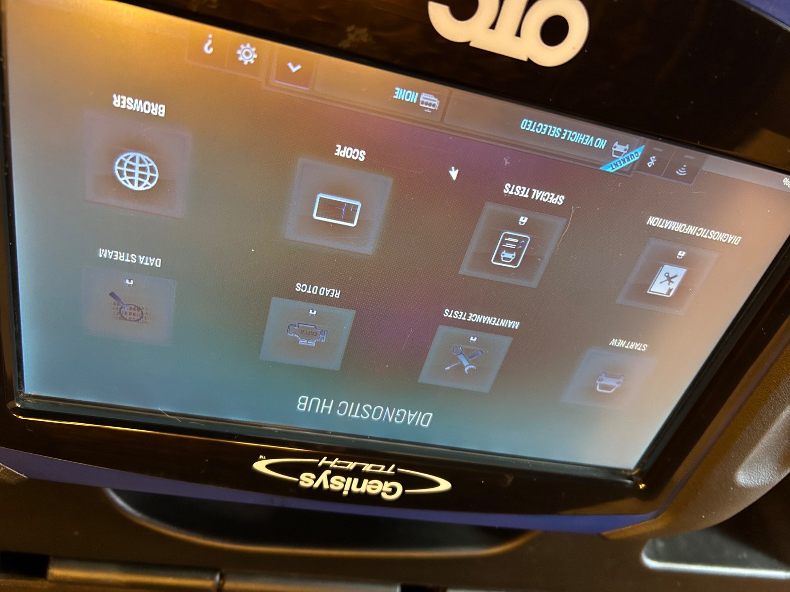 OTC GENISYS TOUCH OBD SCANNER 561301 .. UPDATED TO  2016 .. WORKING CONDITI
