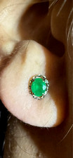 Platinum PT900 / Natural Emeralds / Vibrant G...
