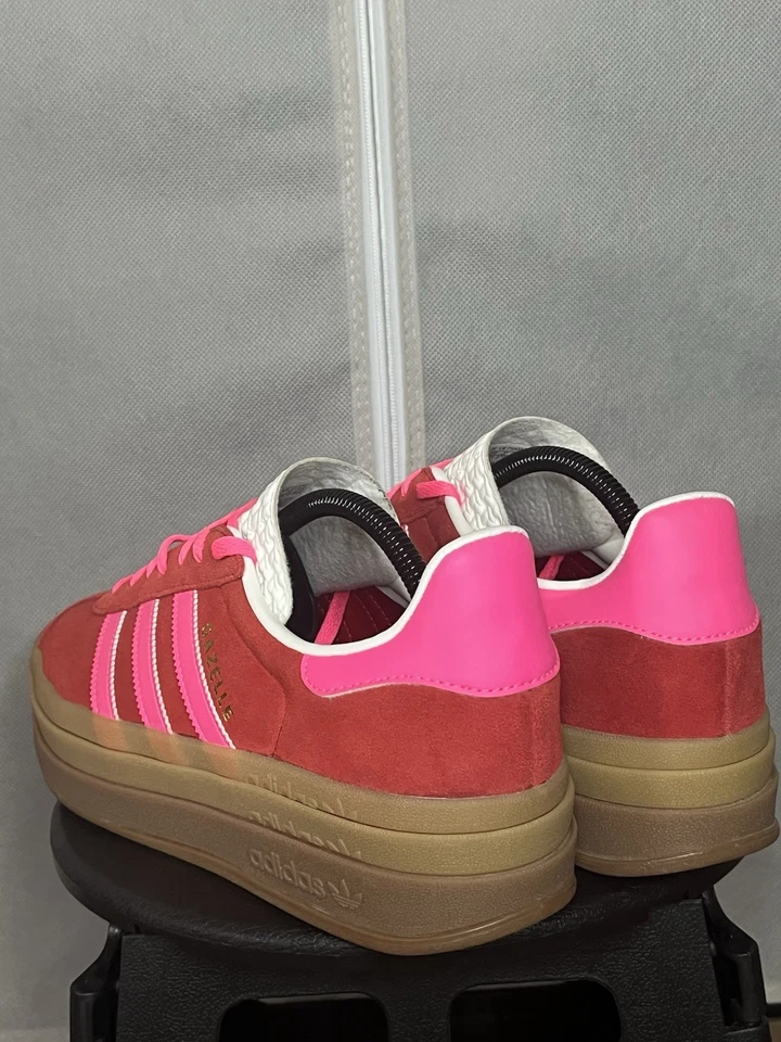 Adidas Gazelle Negrita Colegiata Rojo Lúcido Rosa Mujer’s Talla 10 Foto 3 de 4