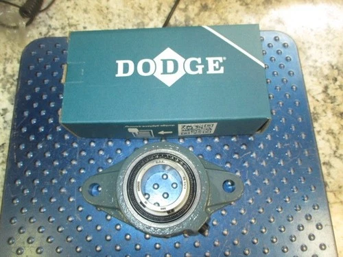 NEW DODGE BEARING PN: 064656 1-1/4" F2B-SC-104S-NL
